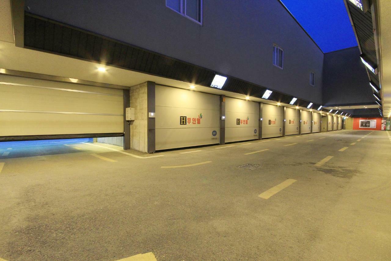H Drive Hotel Iksan Exterior photo